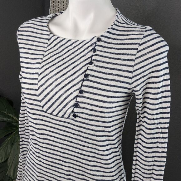 ⭐ Caslon Striped Long Sleeve Shirt - Picture 5 of 6